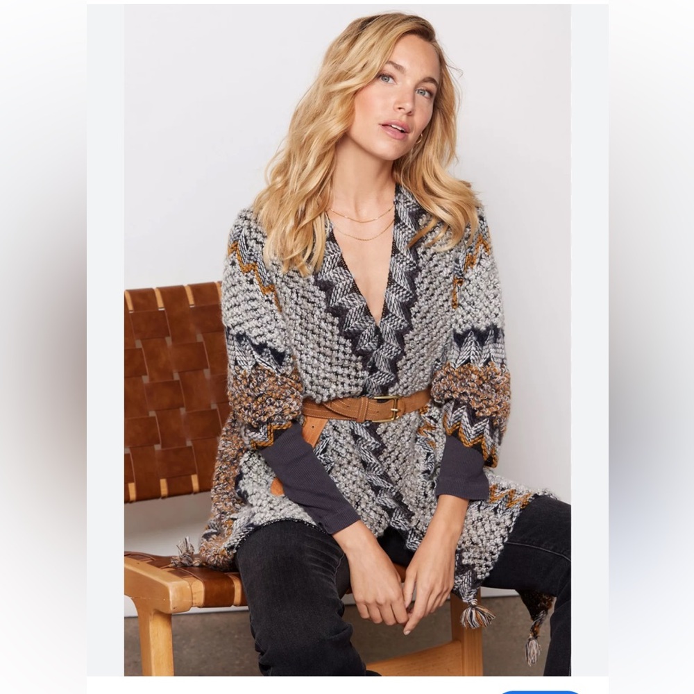 Michael Stars Macrame Knots Wrap